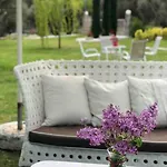 New Sun And Sea In A 4 Acres Garden 尼亚·蒙达尼亚