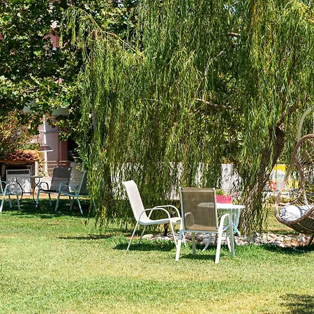 公寓 New Sun And Sea In A 4 Acres Garden 尼亚·蒙达尼亚